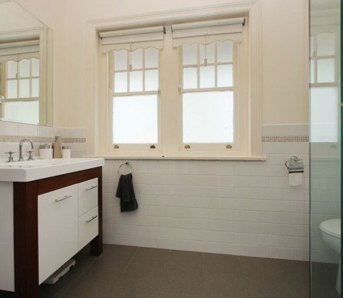 a bathroom with a sink and a toilet