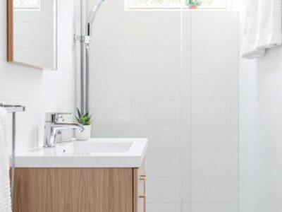 How-to-Remodel-Your-Bathroom-on-a-Budget_1748498930